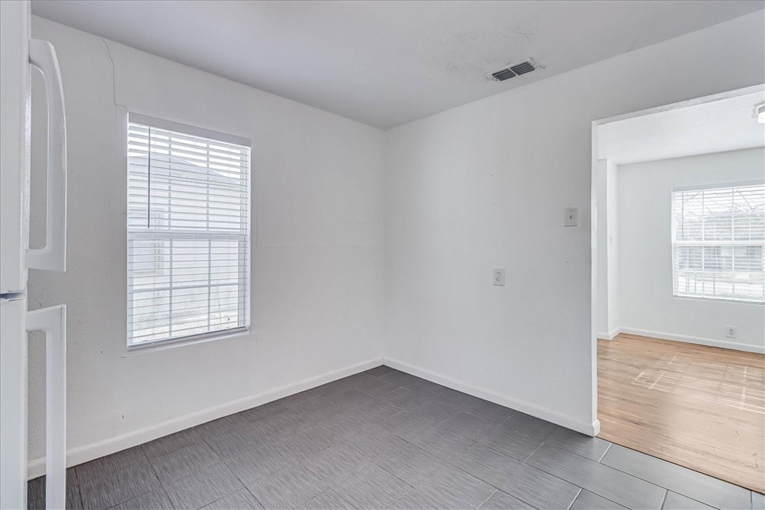 4941 Monitor St Property Photo 14