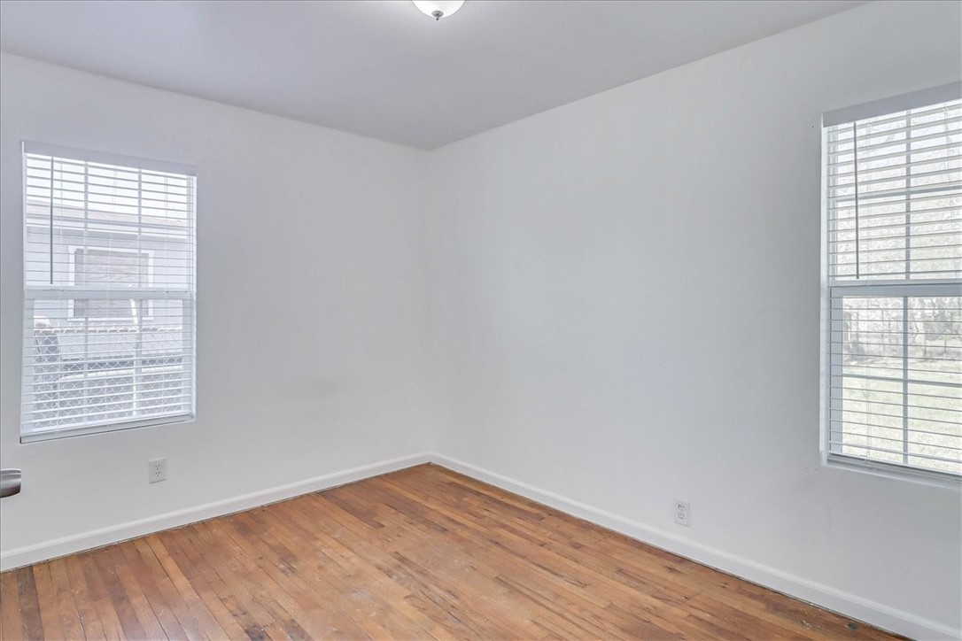 4941 Monitor St Property Photo 15