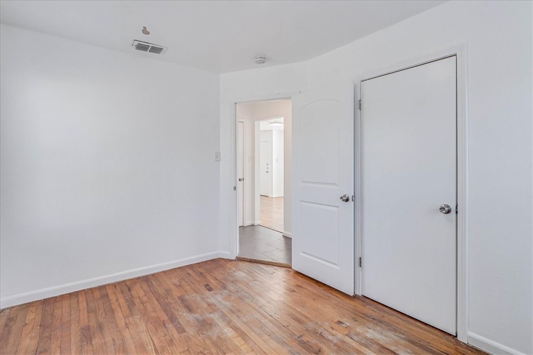 4941 Monitor St Property Photo 17