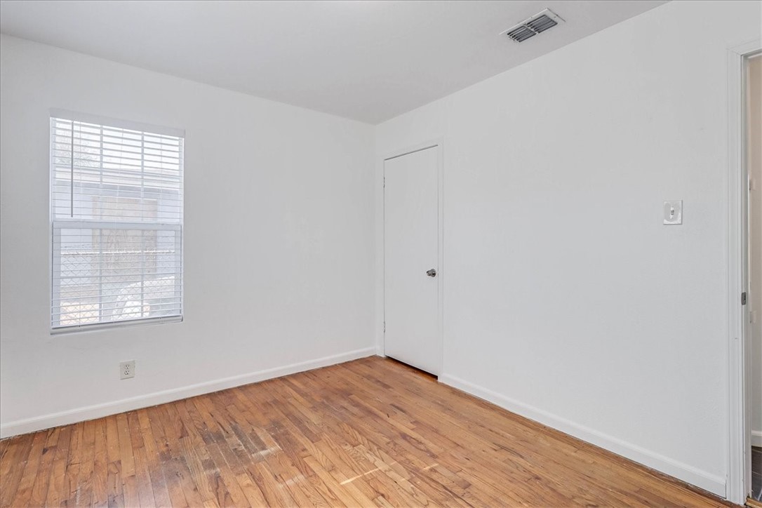 4941 Monitor St Property Photo 21