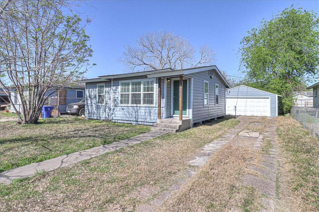 4941 Monitor St Property Photo 35