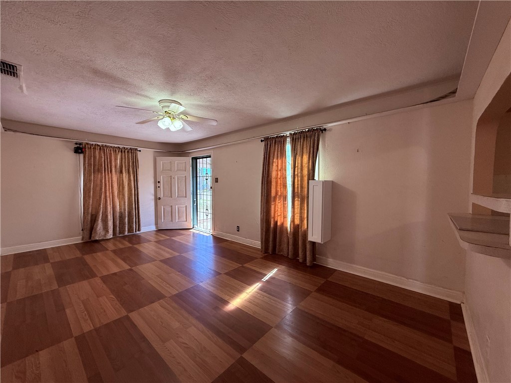 1602 14th St Property Photo 3