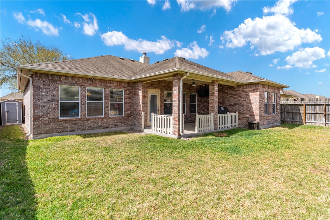 8306 Salsa Dr Property Photo 28