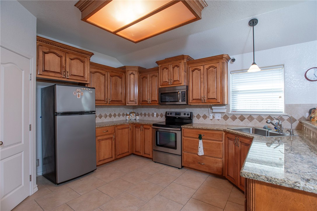 6222 Queen Bess Dr Property Photo 6