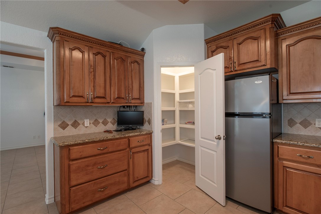 6222 Queen Bess Dr Property Photo 8