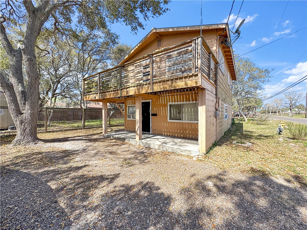 1901 Stardust Property Photo