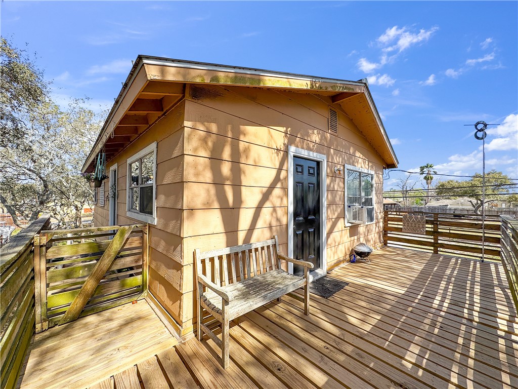 1901 Stardust Property Photo 7