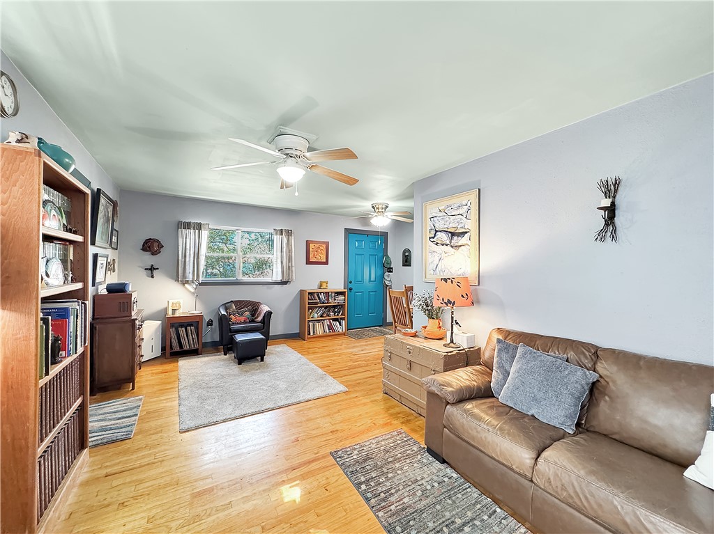 1901 Stardust Property Photo 13