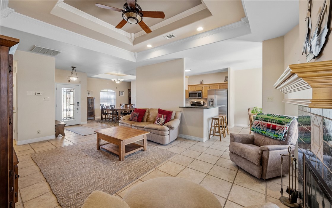 15930 Cabo Blanco Dr Property Photo 7