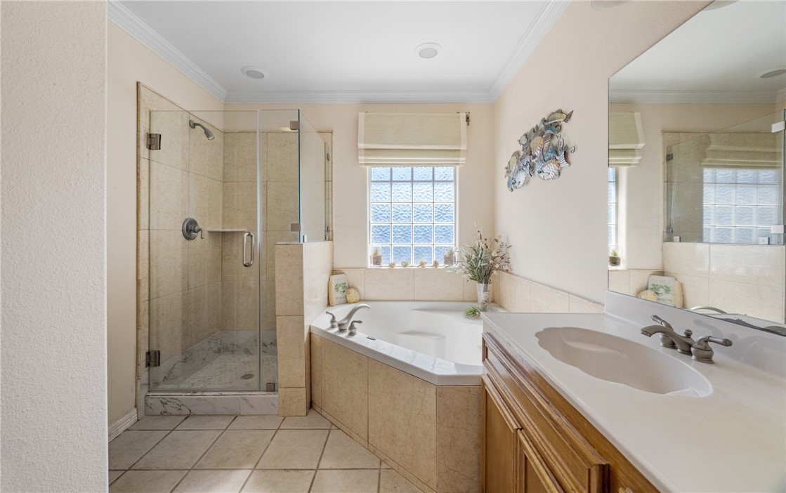 15930 Cabo Blanco Dr Property Photo 11