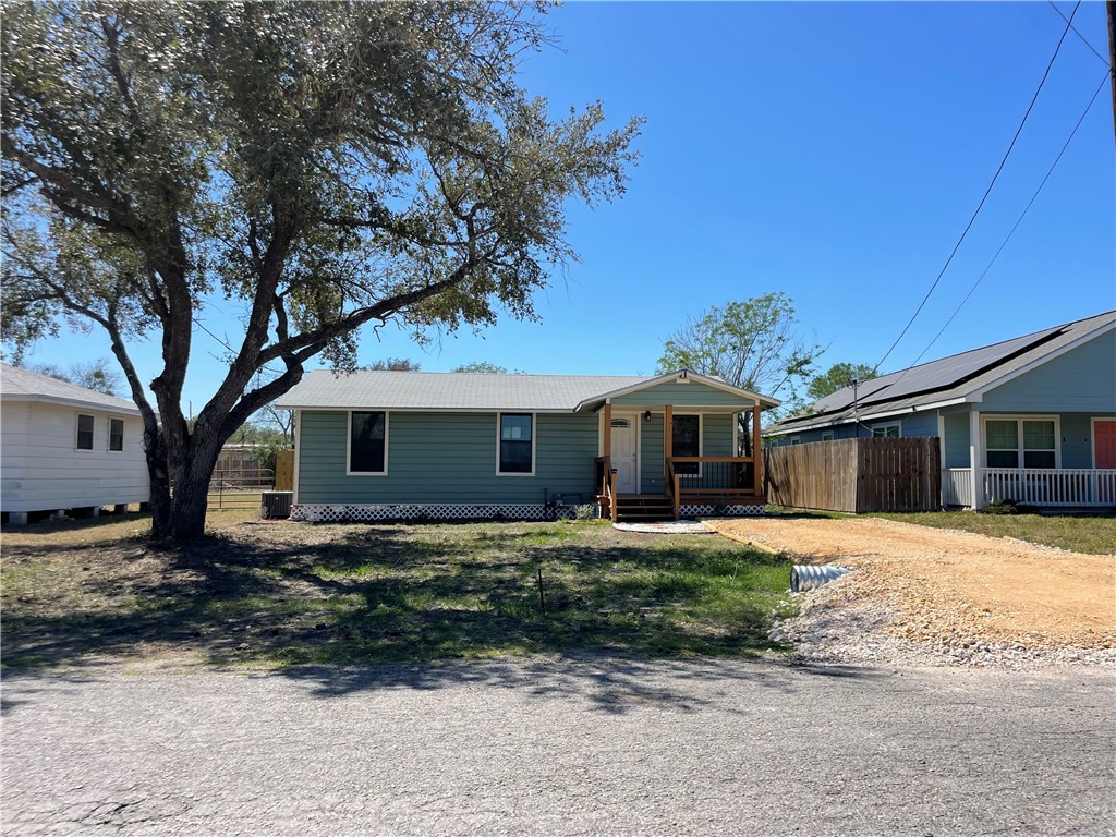 309 Seim Ave Property Photo 2