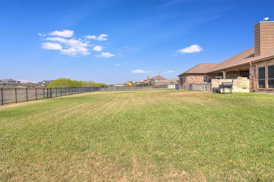8225 Taylors Way Ct Property Photo 9
