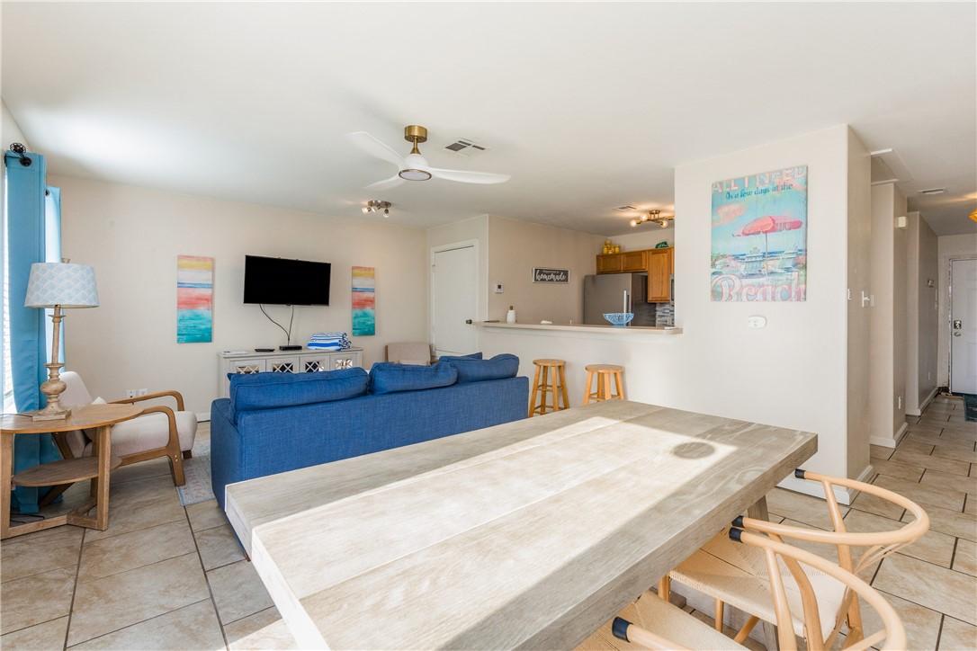15010 Leeward Dr 9303 Property Photo 5