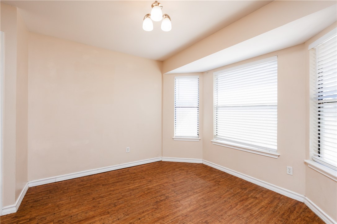 905 Saint Timothy St Property Photo 7