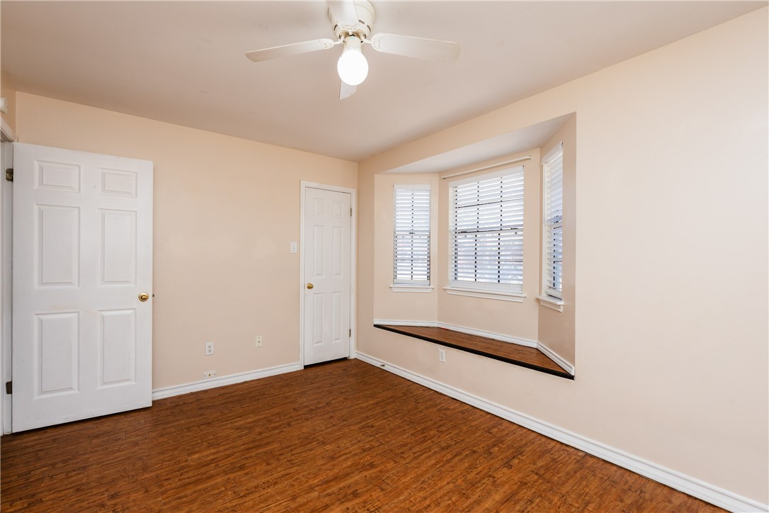905 Saint Timothy St Property Photo 30