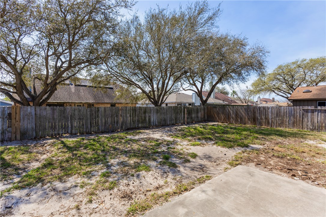 905 Saint Timothy St Property Photo 32