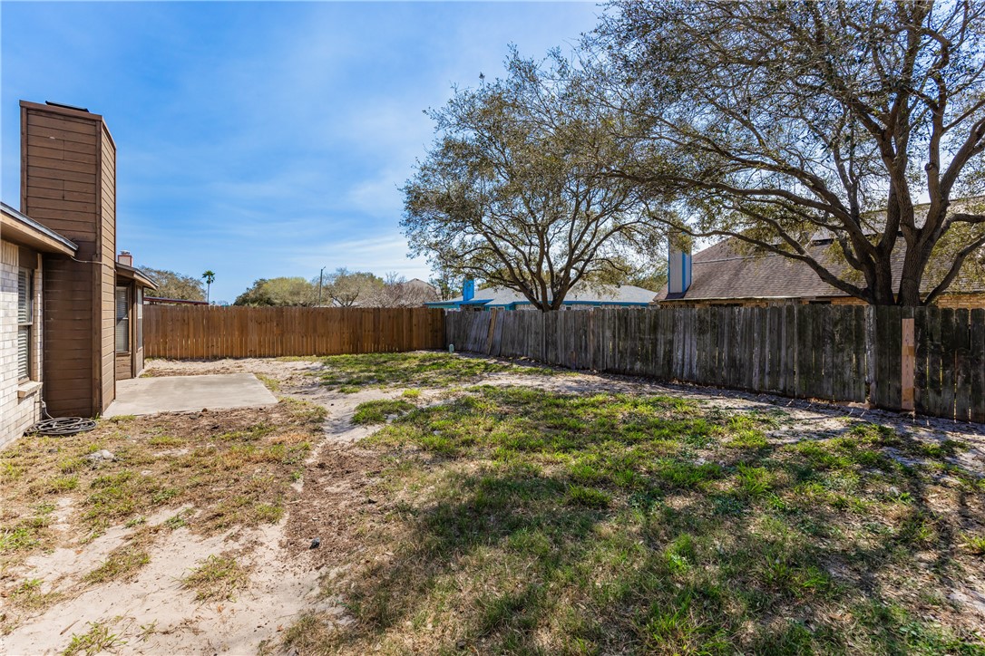 905 Saint Timothy St Property Photo 35