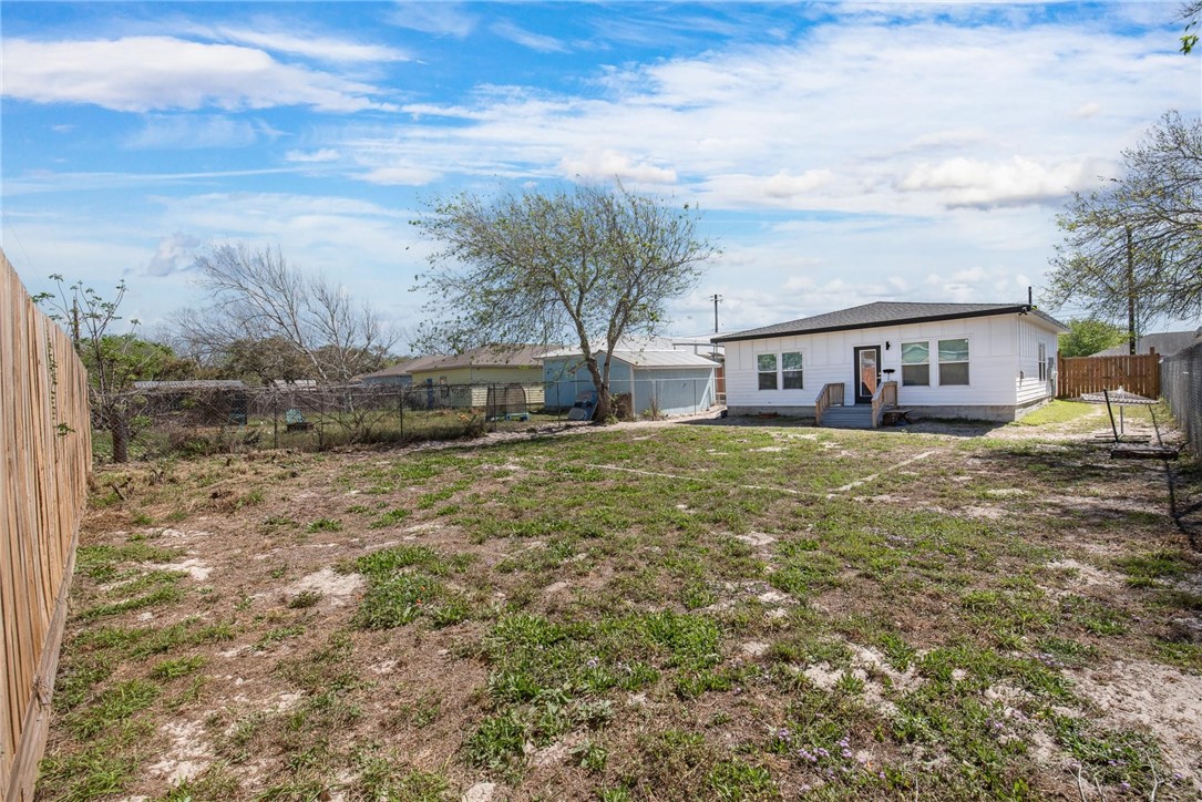 714 Military Dr Property Photo 29