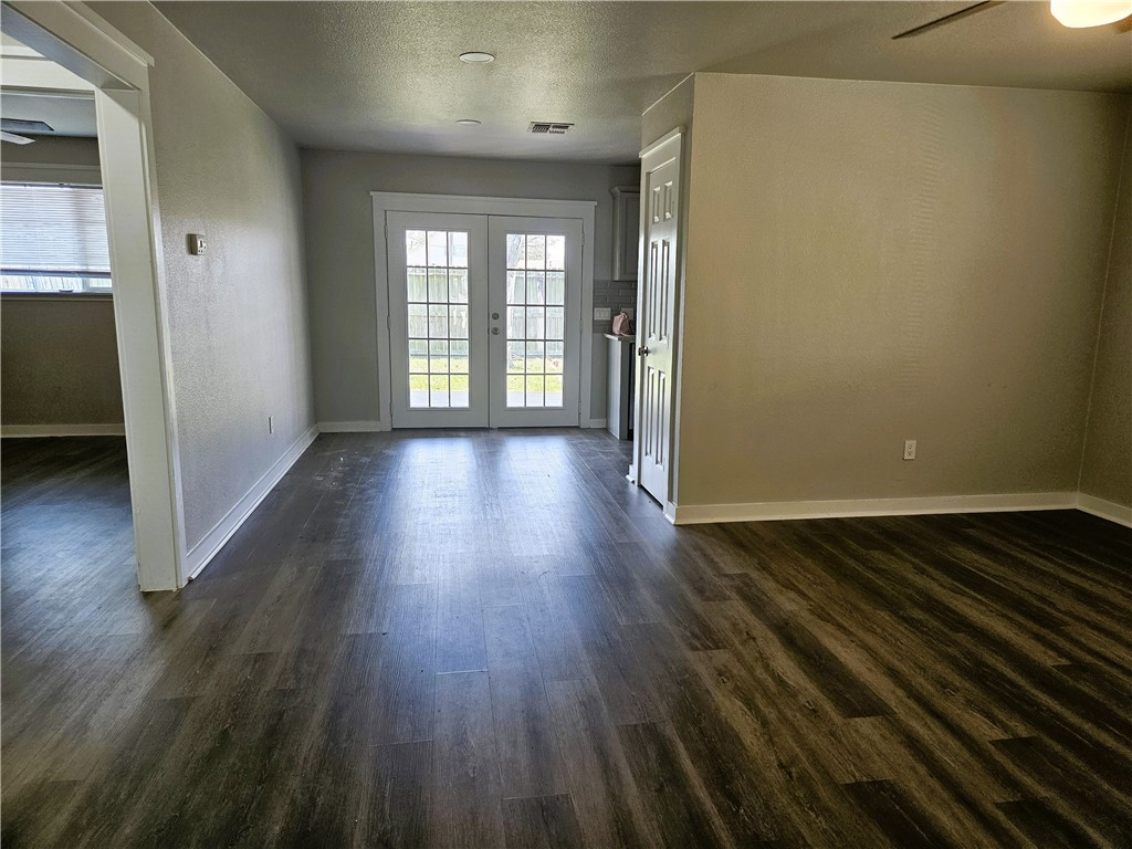 3729 La Paz Dr 2 Property Photo 5