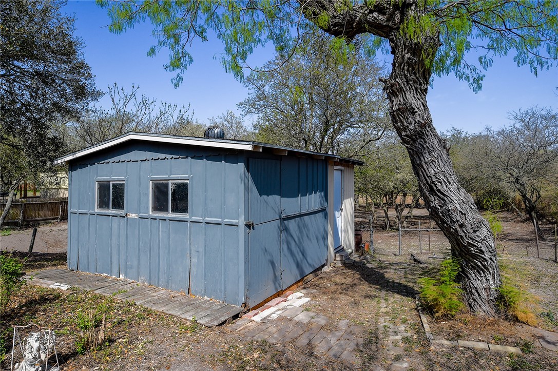 740 Princess Dr Property Photo 37