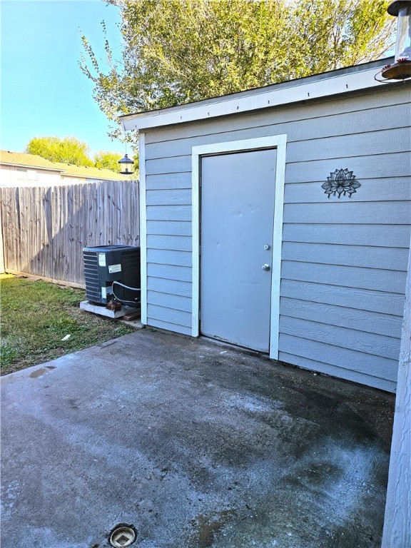 4816 Delwood St 4 Property Photo 3