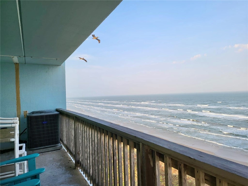 6109 State Highway 361 1504 Property Photo 2