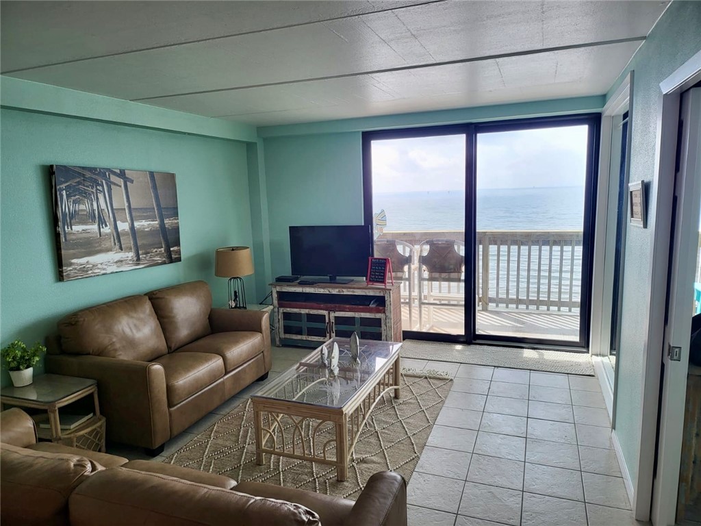 6109 State Highway 361 1504 Property Photo 3
