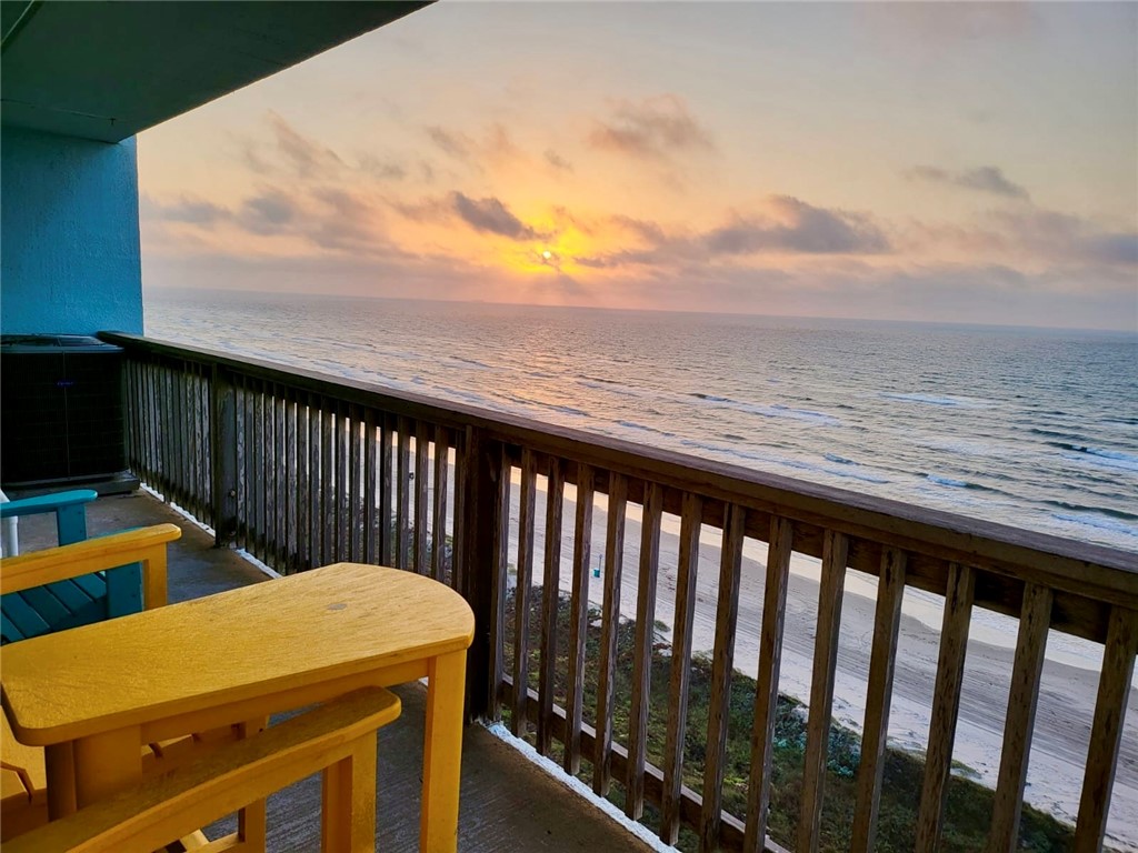 6109 State Highway 361 1504 Property Photo 8