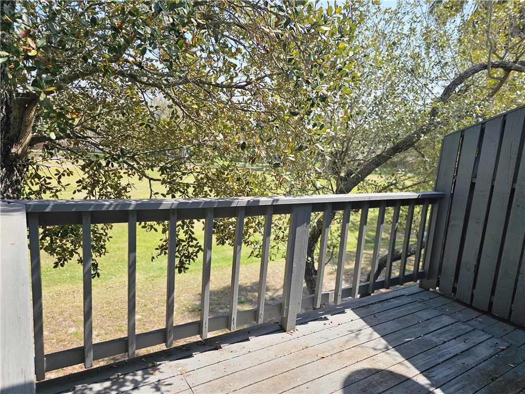 210 Oak Bay St 103 Property Photo 19