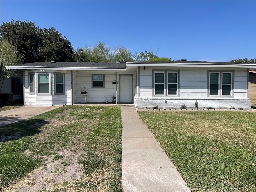 1310 E Fordyce Ave Property Photo