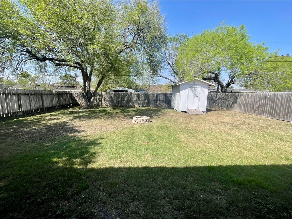1310 E Fordyce Ave Property Photo 16