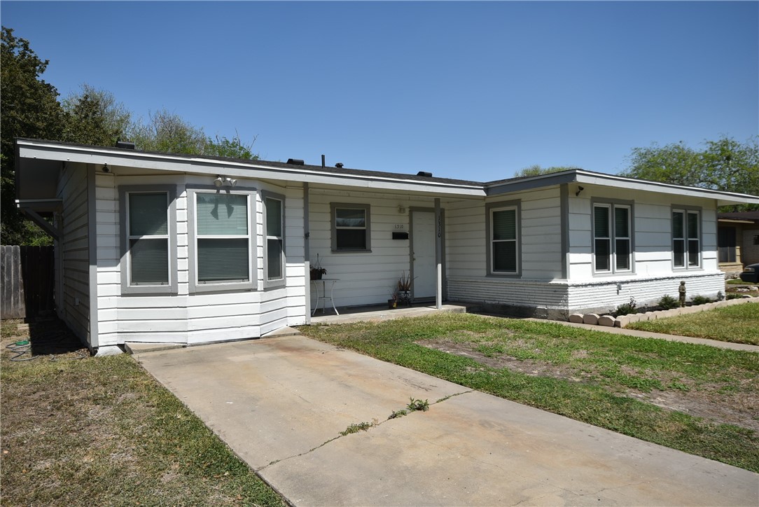 1310 E Fordyce Ave Property Photo 18