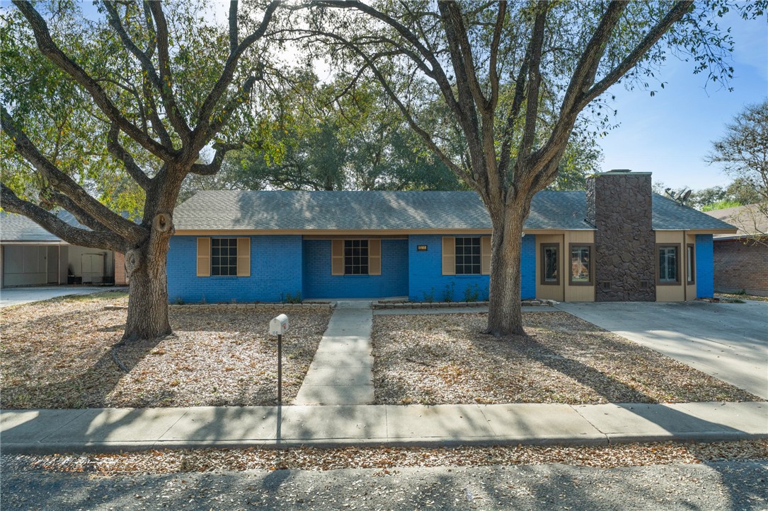 1511 Fairdale St Property Photo