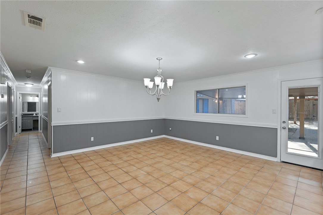 1511 Fairdale St Property Photo 10