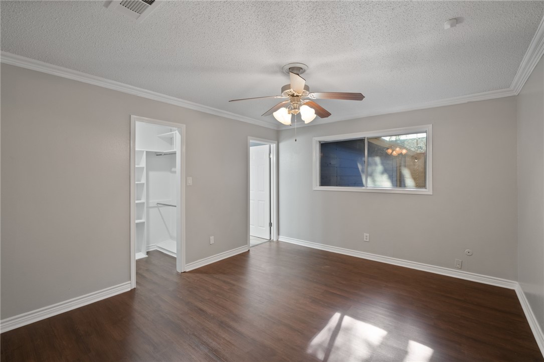 1511 Fairdale St Property Photo 14
