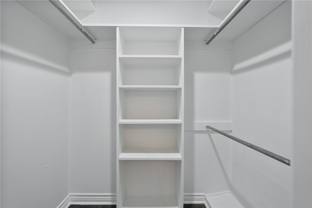 1511 Fairdale St Property Photo 16