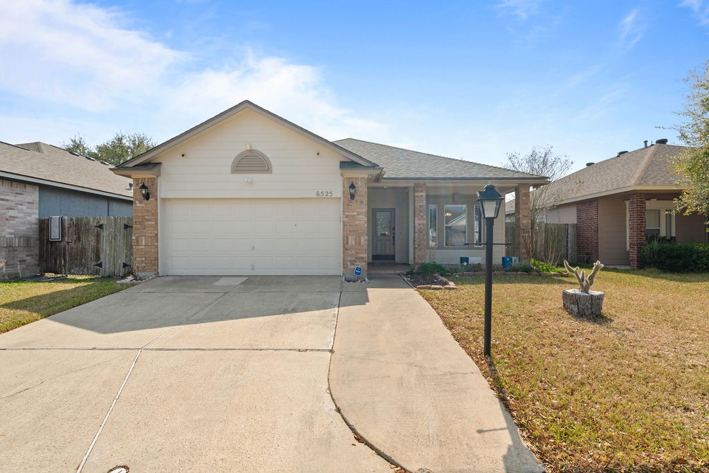 6525 Fenwick Dr Property Photo