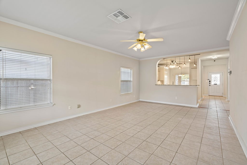 6525 Fenwick Dr Property Photo 9