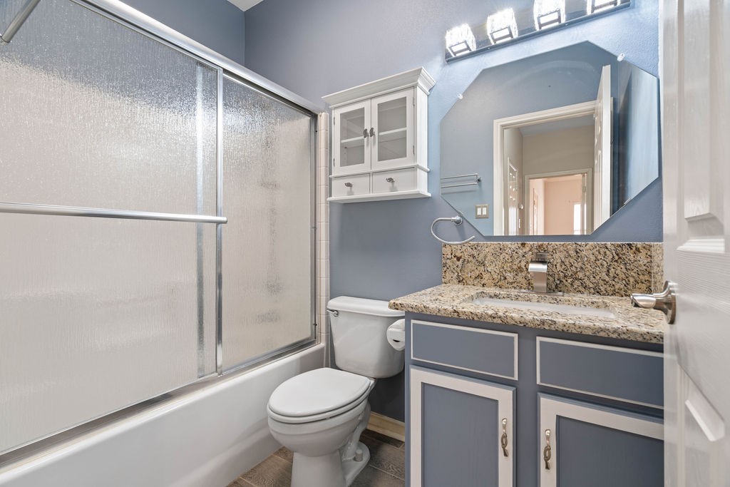 6525 Fenwick Dr Property Photo 10