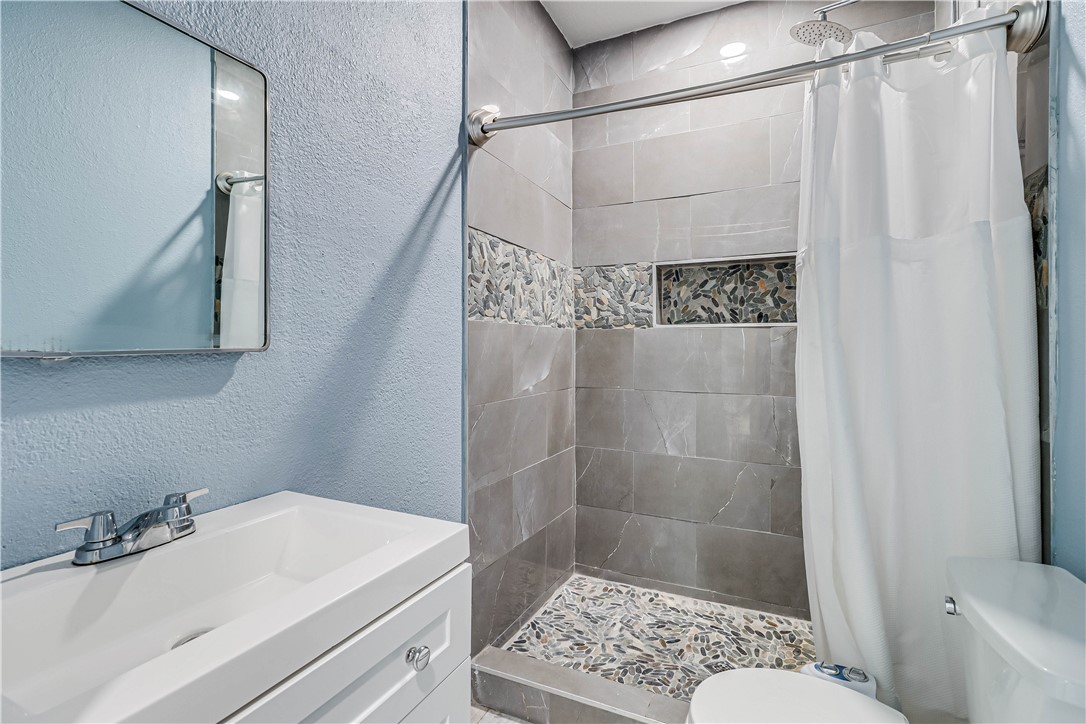 629 Atlantic St Property Photo 22