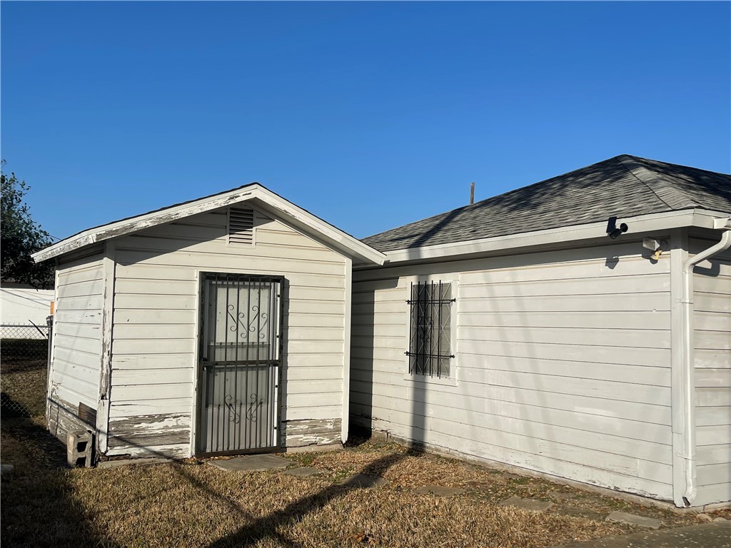 2945 Carver Dr Property Photo 6