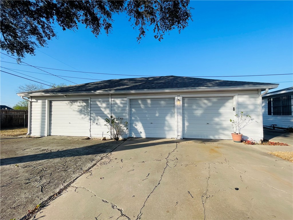 2945 Carver Dr Property Photo 7