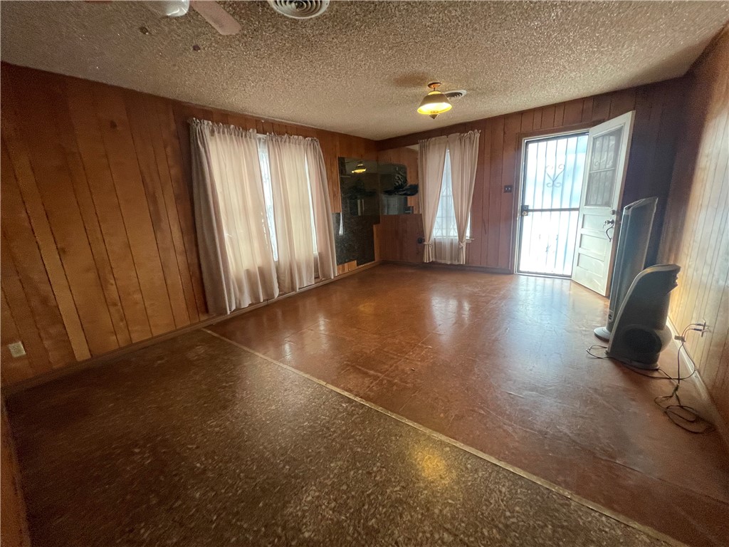 2945 Carver Dr Property Photo 8