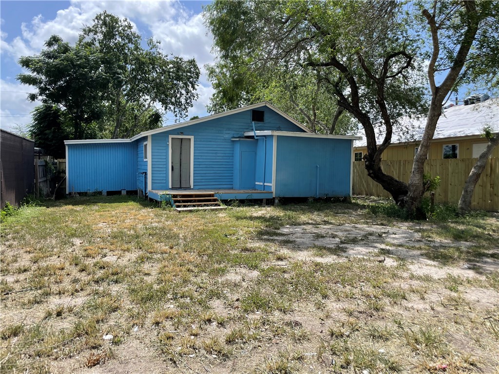 516 Sodville St Property Photo 10