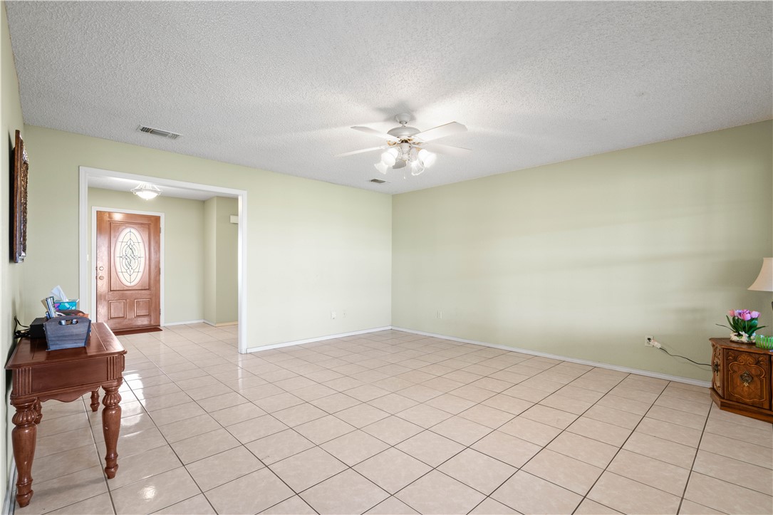 879 Fm 3087 Property Photo 5