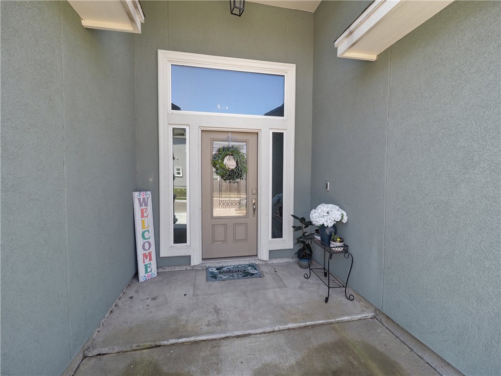 6645 Paddington Dr Property Photo 2
