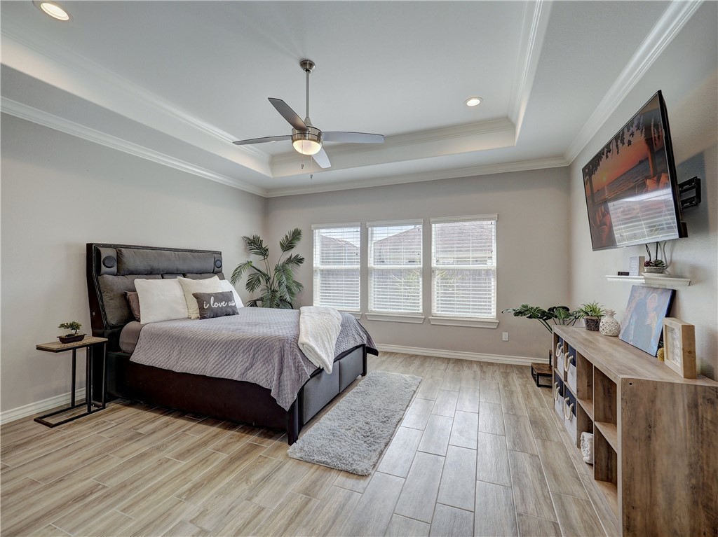 6645 Paddington Dr Property Photo 16