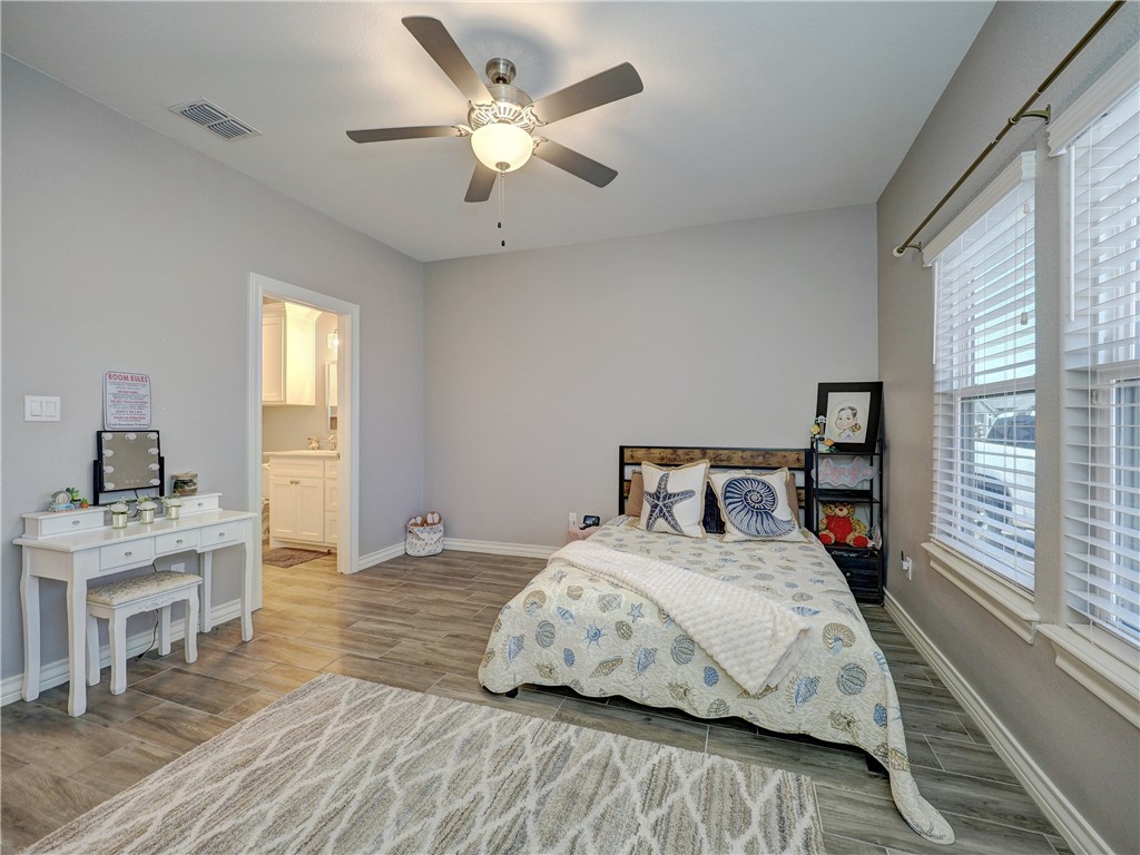 6645 Paddington Dr Property Photo 25