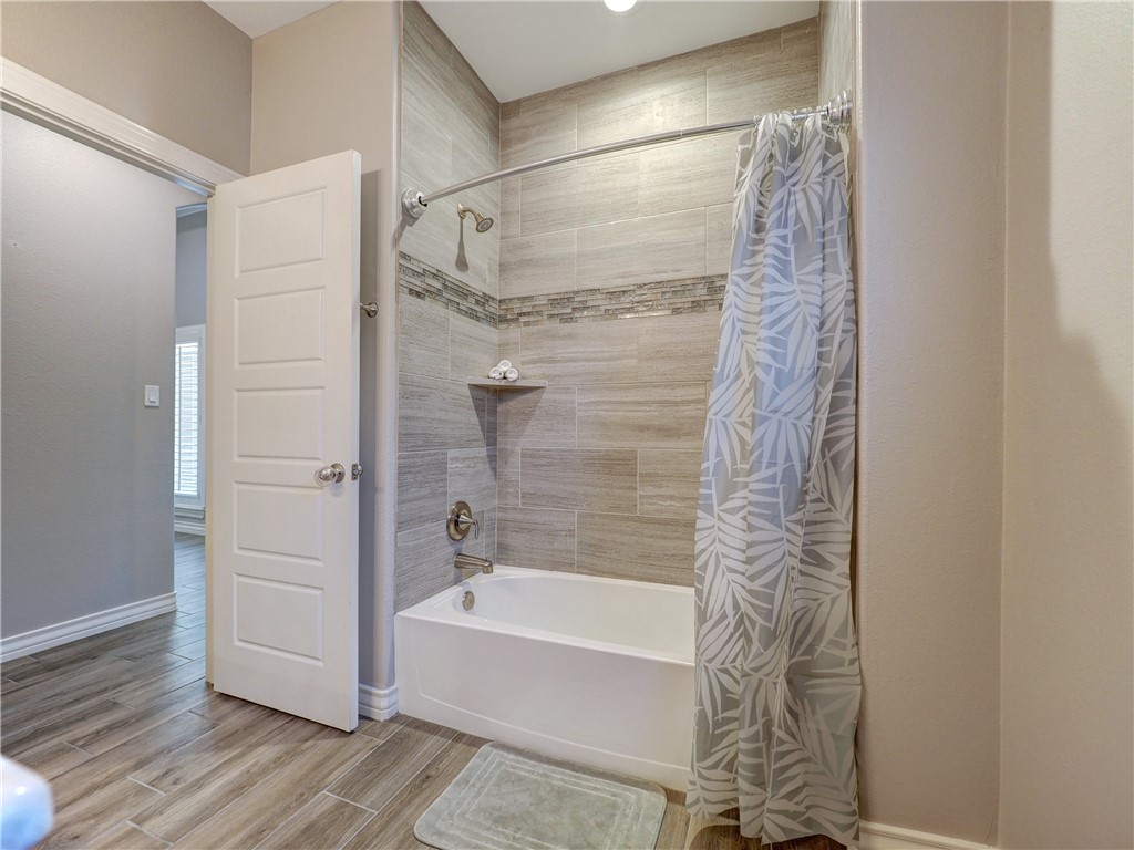 6645 Paddington Dr Property Photo 30