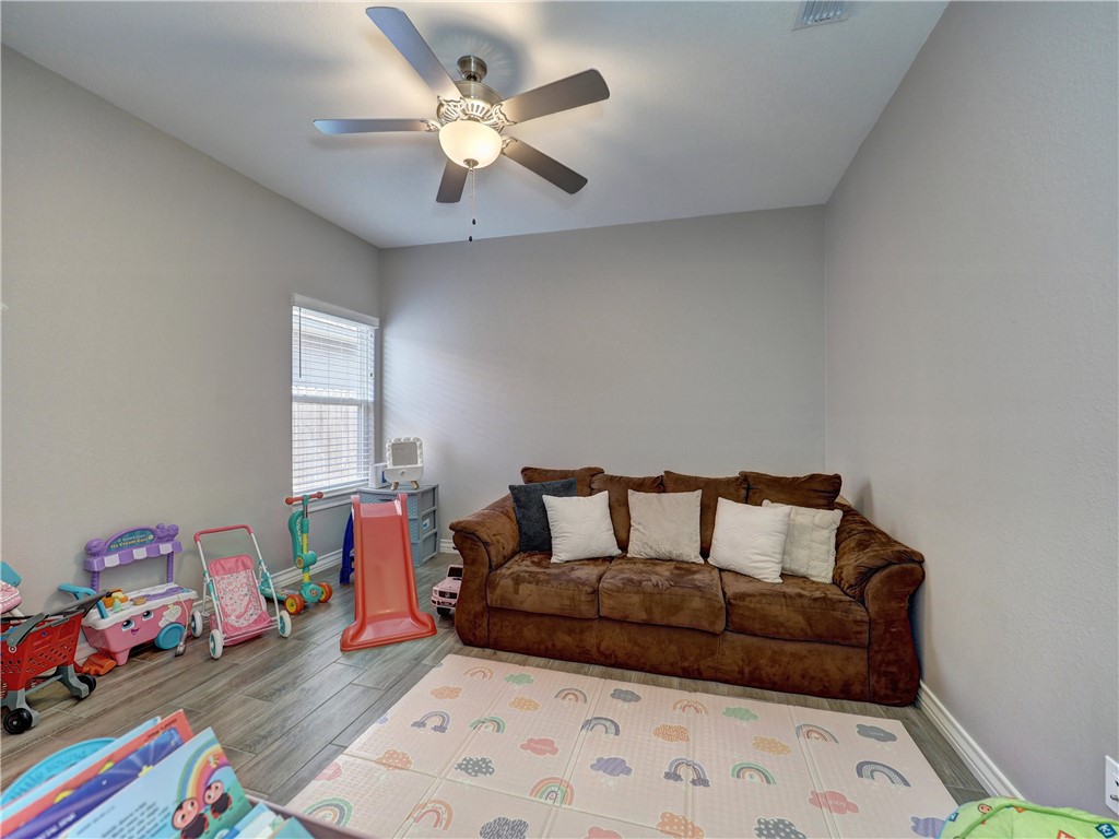 6645 Paddington Dr Property Photo 31